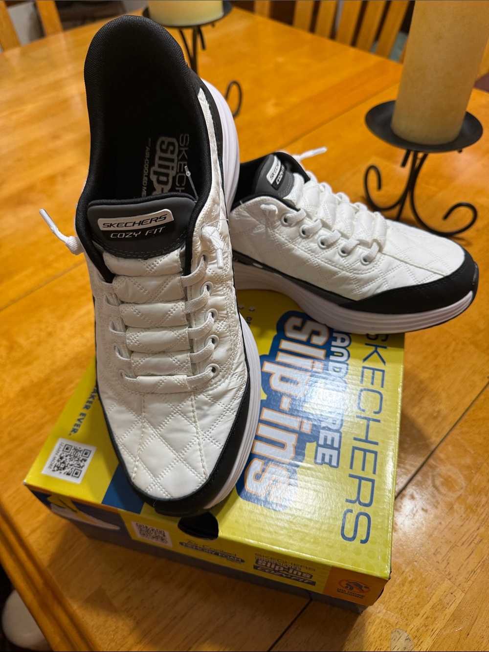 Skechers Men's White and Black Quilted Cozy Fit Sneakers